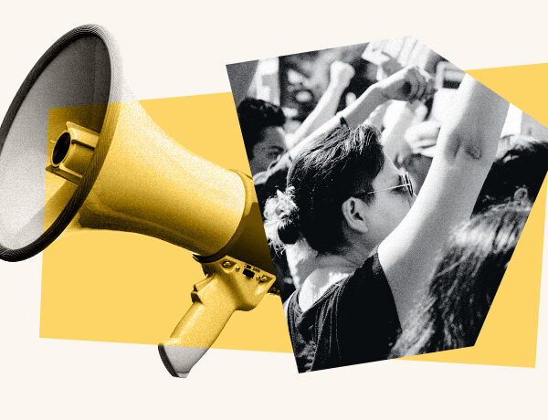 Diseño gráfico con altavoz y personas protestando.
